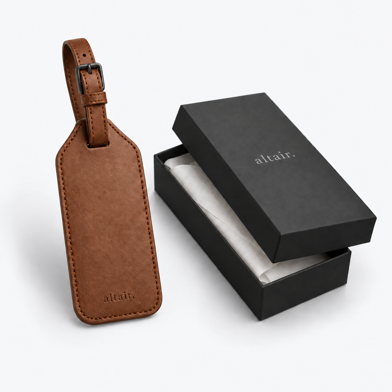 Braun | ALTAIR Gepäckanhänger aus genarbtem Leder in Braun mit Geschenkbox